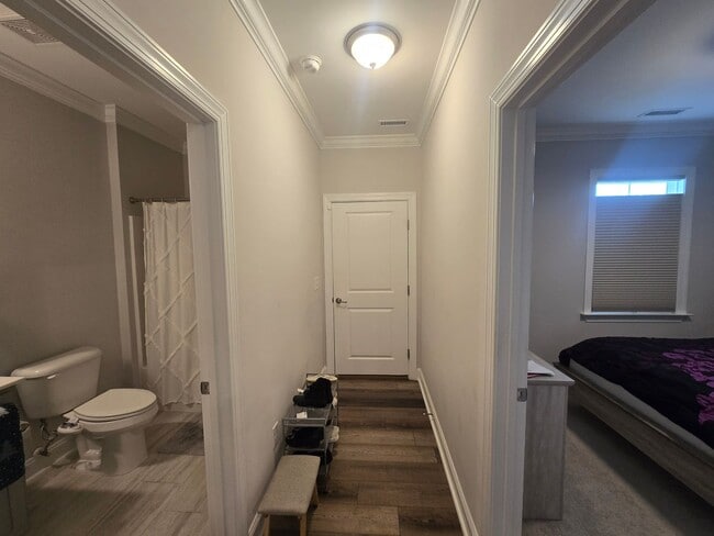 Building Photo - The Perfect Resort-Style Living in Auburn Village!