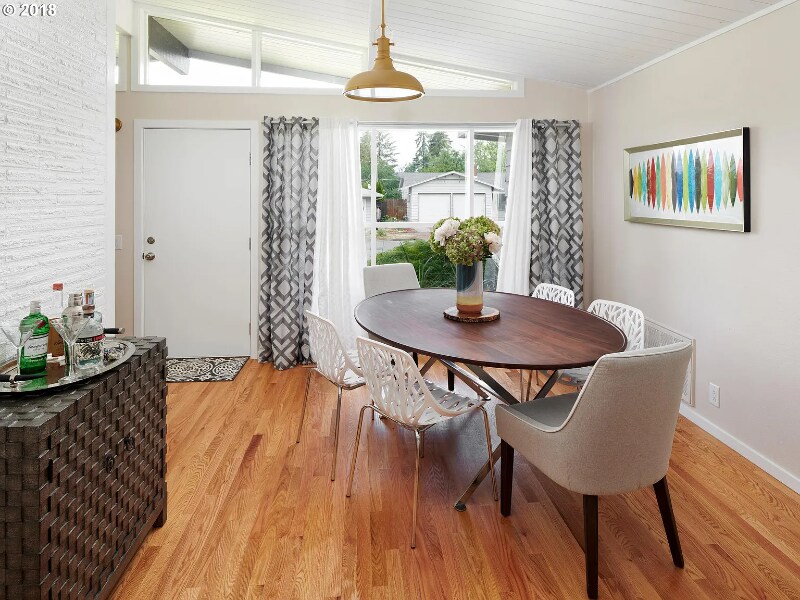 Building Photo - 12920 SW Faircrest St