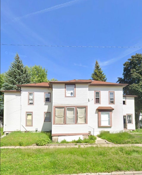 Building Photo - 1302 2nd Ave N