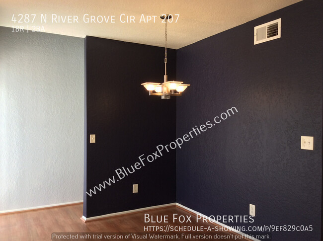 Building Photo - Beautiful Condo 10mins to UofA!