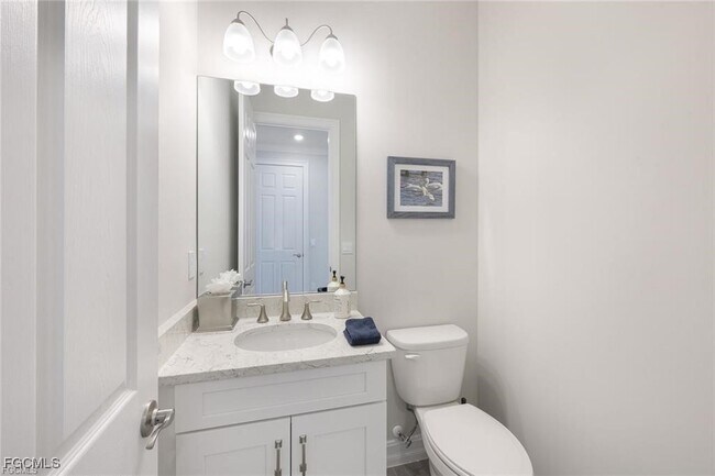 Building Photo - 514 Kamari Cv