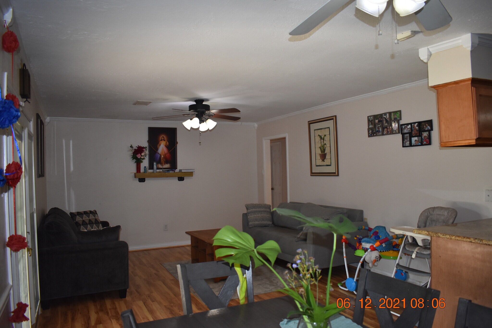 View of living room from Breakfast nook - 2205 Cedar St