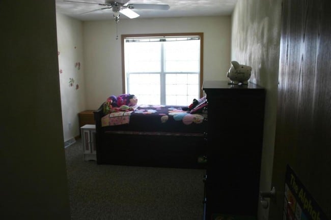 Building Photo - 6689 Windsor Ridge Ln