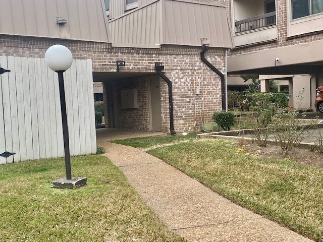 Building Photo - 2211 S Braeswood Blvd