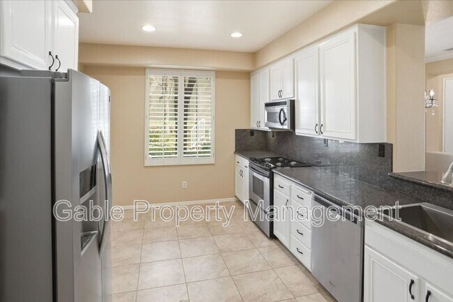 Building Photo - 23434 Abbey Glen Pl