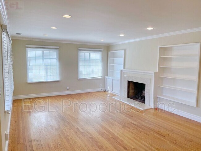 Building Photo - 10951 Massachusetts Ave
