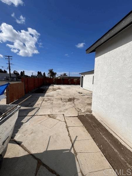 Building Photo - 1198 Del Mar Ave