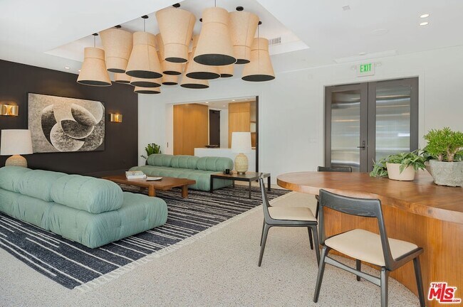 Building Photo - 10777 Wilshire Blvd