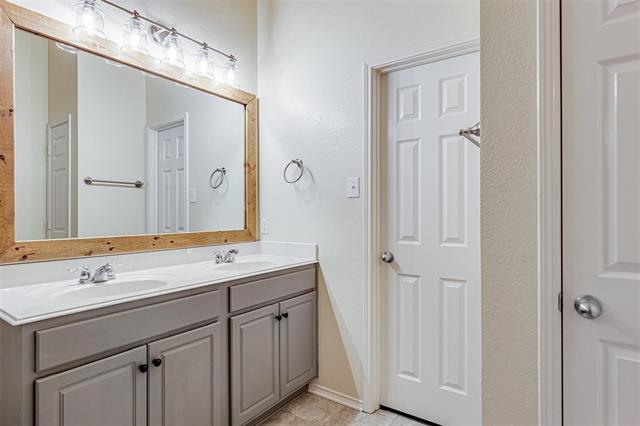 Building Photo - 931 Hunter Ln