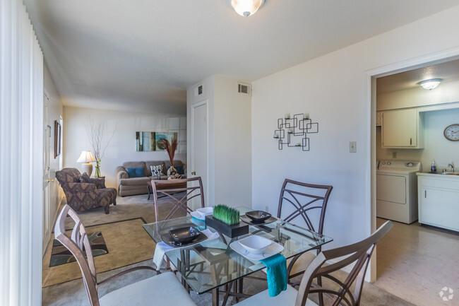 Interior Photo - Shadowbrook Townhomes