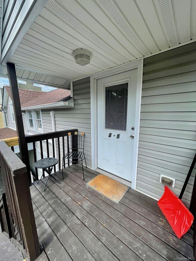 Building Photo - 11 McCullums Ln