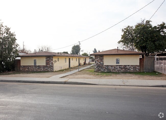 Primary Photo - 821-825 30th St
