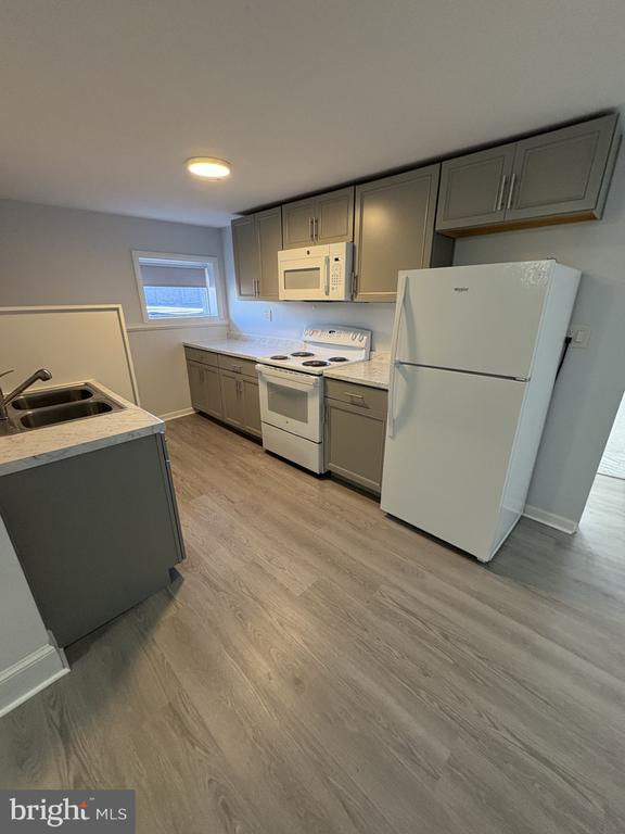 Building Photo - 9243 Kings Hwy