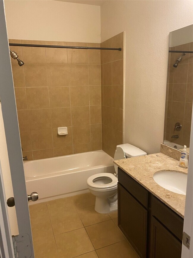 Building Photo - 6534 Capridge Dr