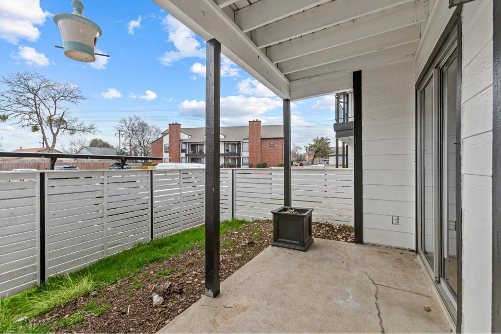 Building Photo - 11701 Metric Blvd