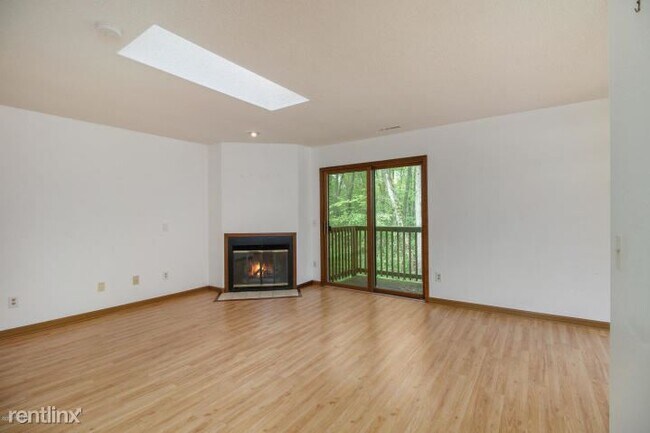 Building Photo - 2 br, 1 bath  - 2949 Danford Creek Dr Apt 3