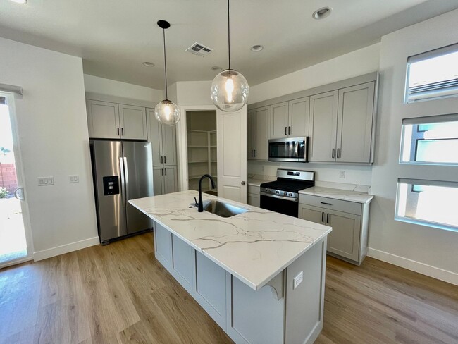 Building Photo - Patio Home in Woodland Estates - Pet Friendly