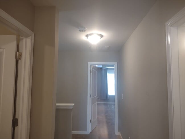 Building Photo - Spectacular Three Bedroom Home in Liberty Ridge!