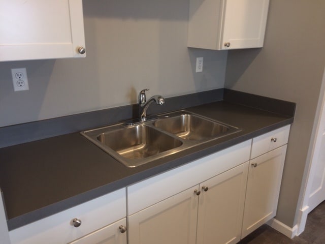 Building Photo - 1000 W 28th St