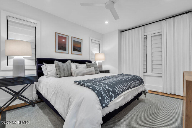 Building Photo - 802 1st Ave