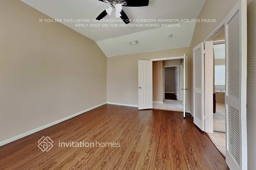 Building Photo - 12514 Mill Ln Dr