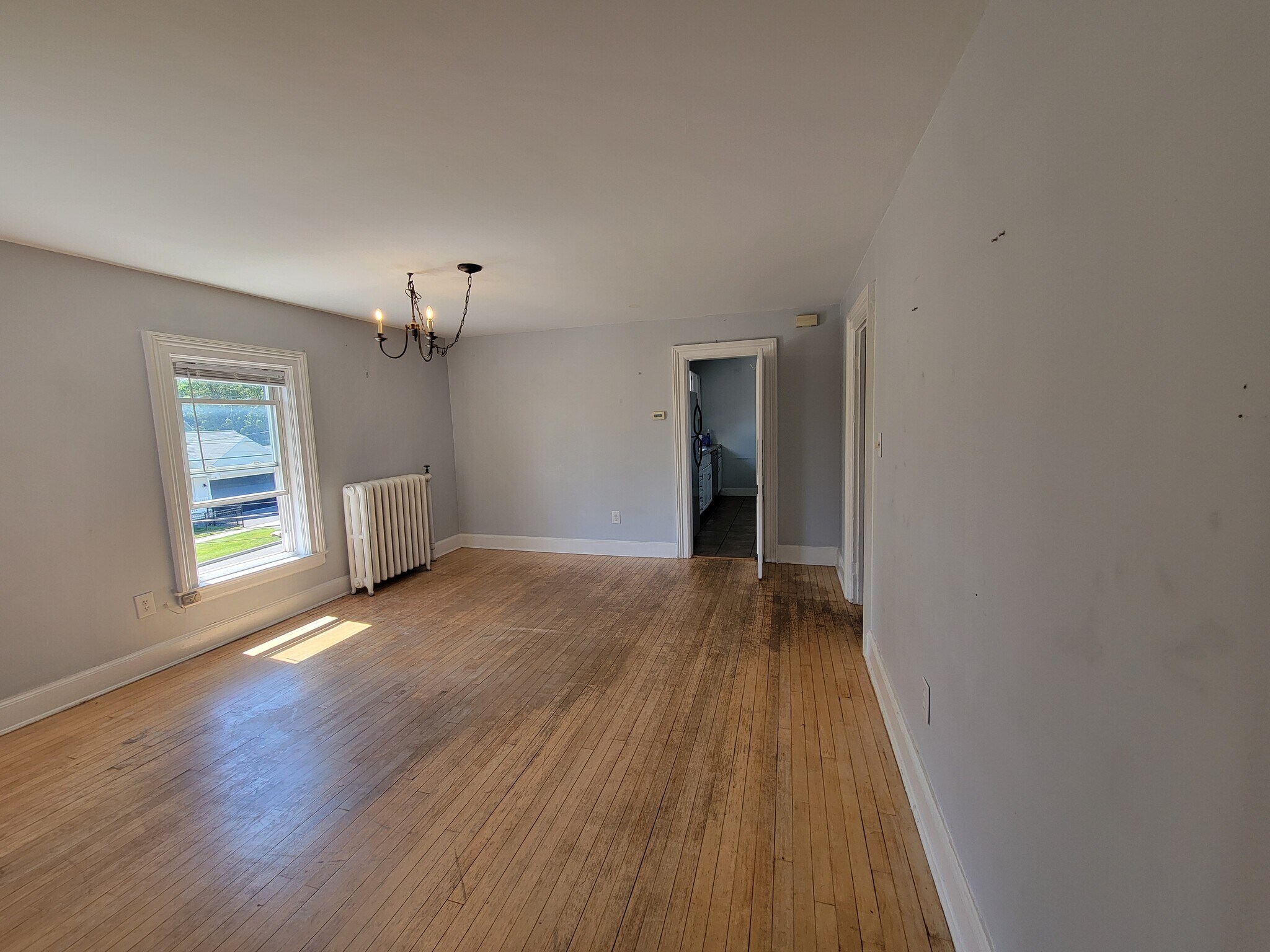 Building Photo - 49 Cumberland Ave