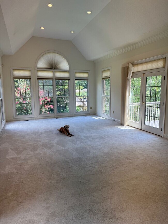 Building Photo - South AVL - Grand Residence in The Cotswol...