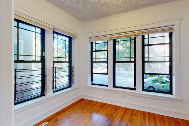 Floorplan - 5452 S. Ellis Avenue