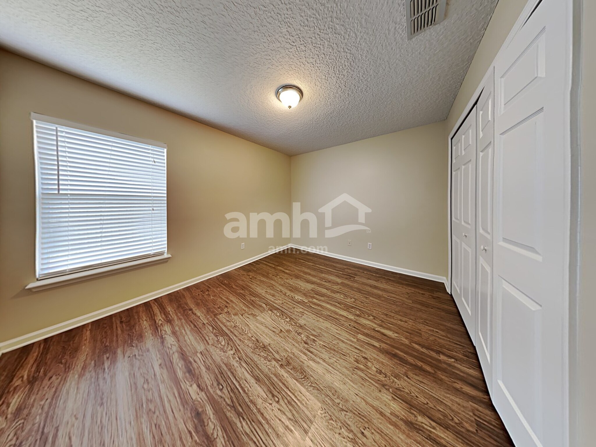 Building Photo - 386 Stonehurst Pky