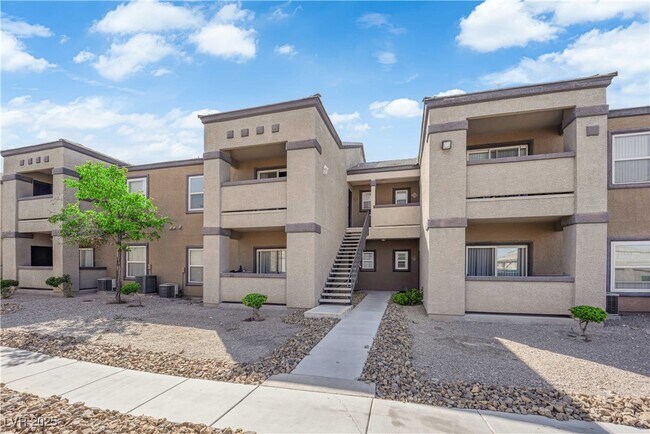 Building Photo - 6650 W Warm Springs Rd