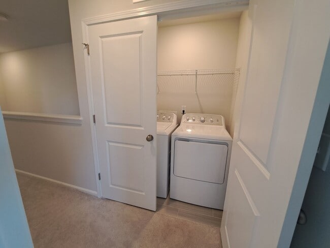 Building Photo - 2728 Chert Ln