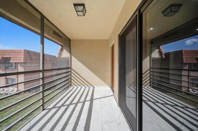 Building Photo - 6530 W 27th Ave