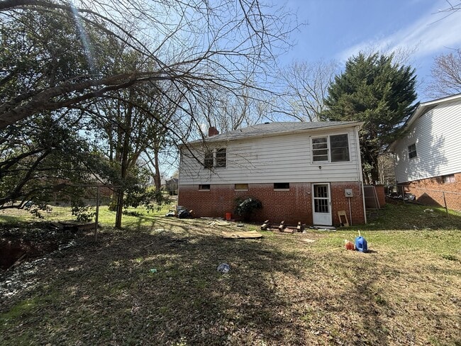 Building Photo - 1010 Tabor St