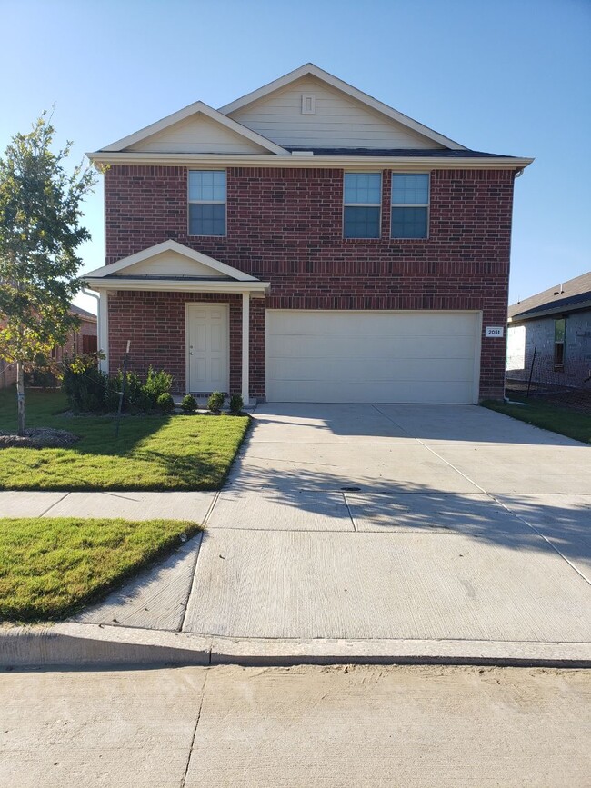 Primary Photo - 2051 Puma St
