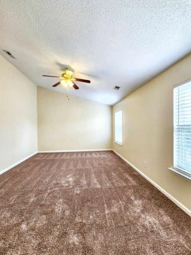 Building Photo - 5800 Quitman Trail