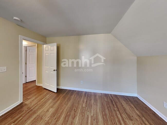 Building Photo - 1628 Antebellum Dr