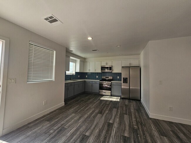 Building Photo - LANFRANCO(3743)