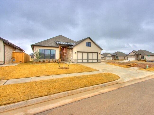 Building Photo - 3005 SW 133rd St