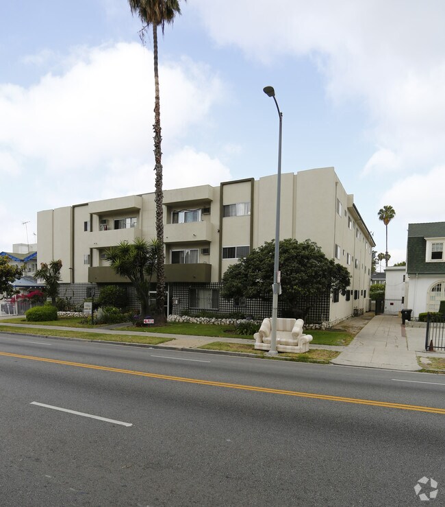 Wilton Place Apartments 537 S Wilton Pl Los Angeles CA 90020