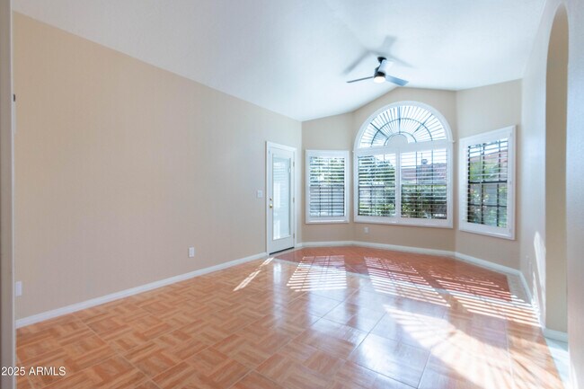 Building Photo - 13358 N 101st Pl