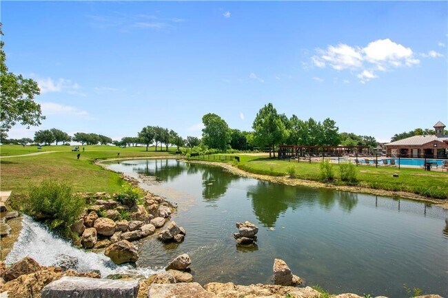 Building Photo - 757 Bent Wood Pl