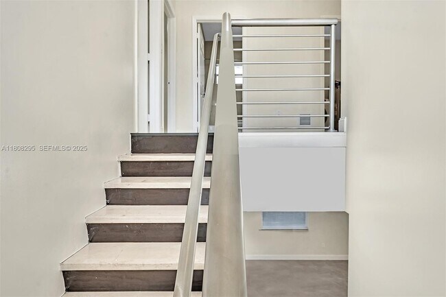 Building Photo - 2620 NE 214th St