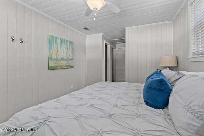 Building Photo - 1058 Willis Dr