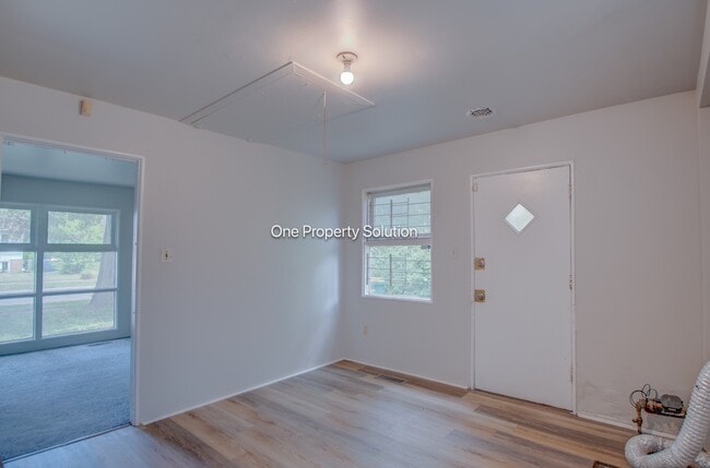 Building Photo - 3415 W 21st Pl