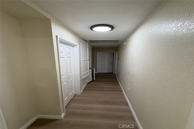Building Photo - 611 Lillian Dr