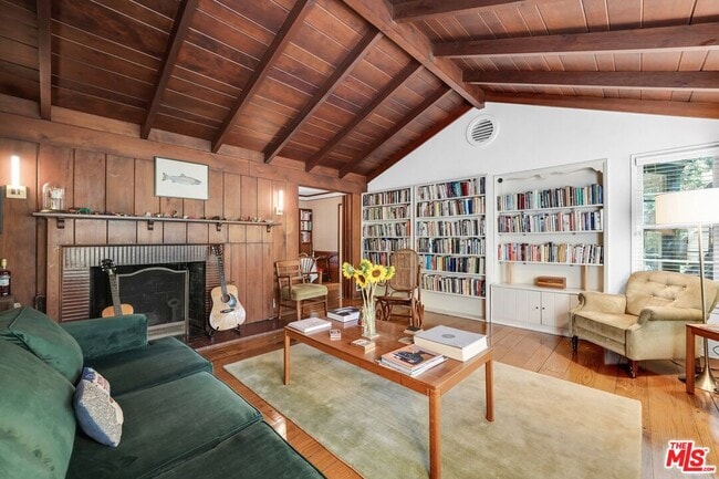 Building Photo - 7503 Willow Glen Rd