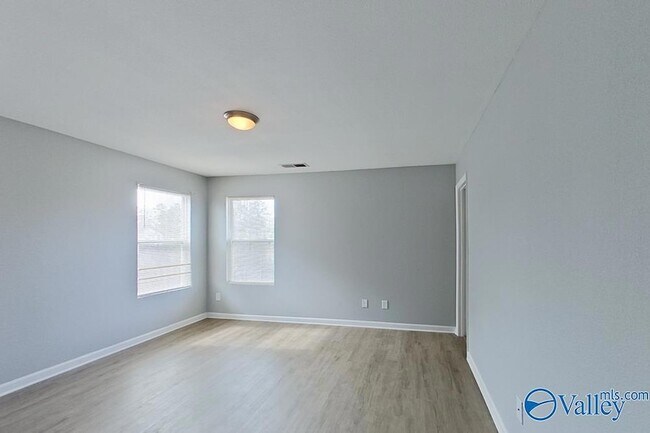 Building Photo - 112 Belle Haven Dr