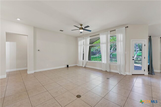 Building Photo - 781 Meridian Dr