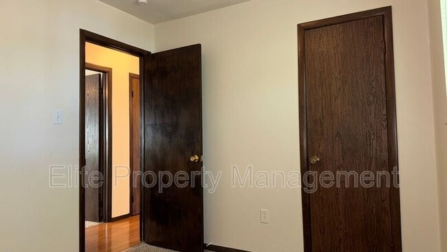 Building Photo - 21 Grissom Pl