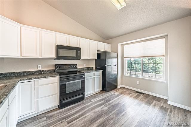 Building Photo - 2588 Weyburn Way